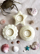 Load image into Gallery viewer, Starfish &amp; Sea Coral tealight set
